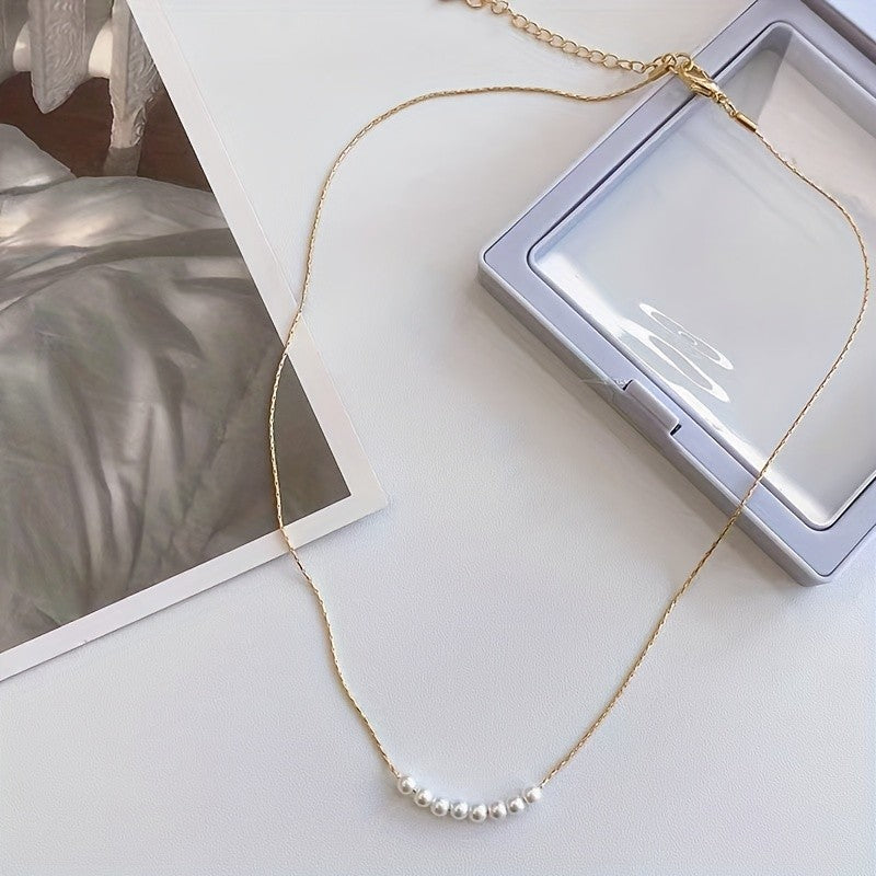 Curved Pearl Bead Necklace