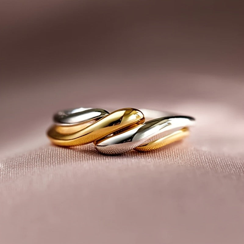Dual-Tone Twisted Ring