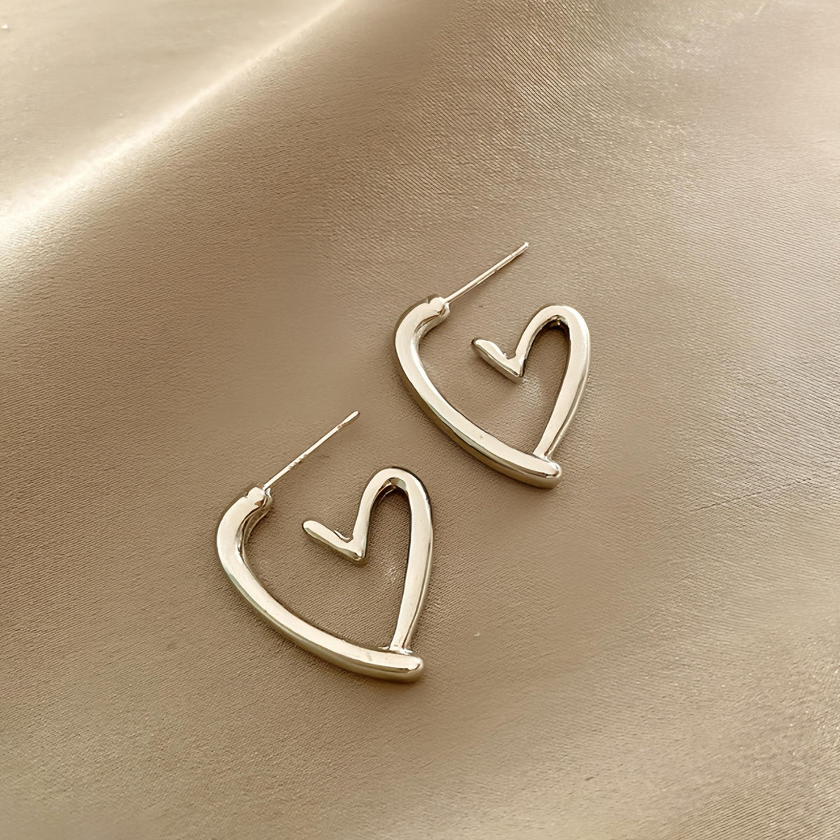 Curved Heart Outline Earrings