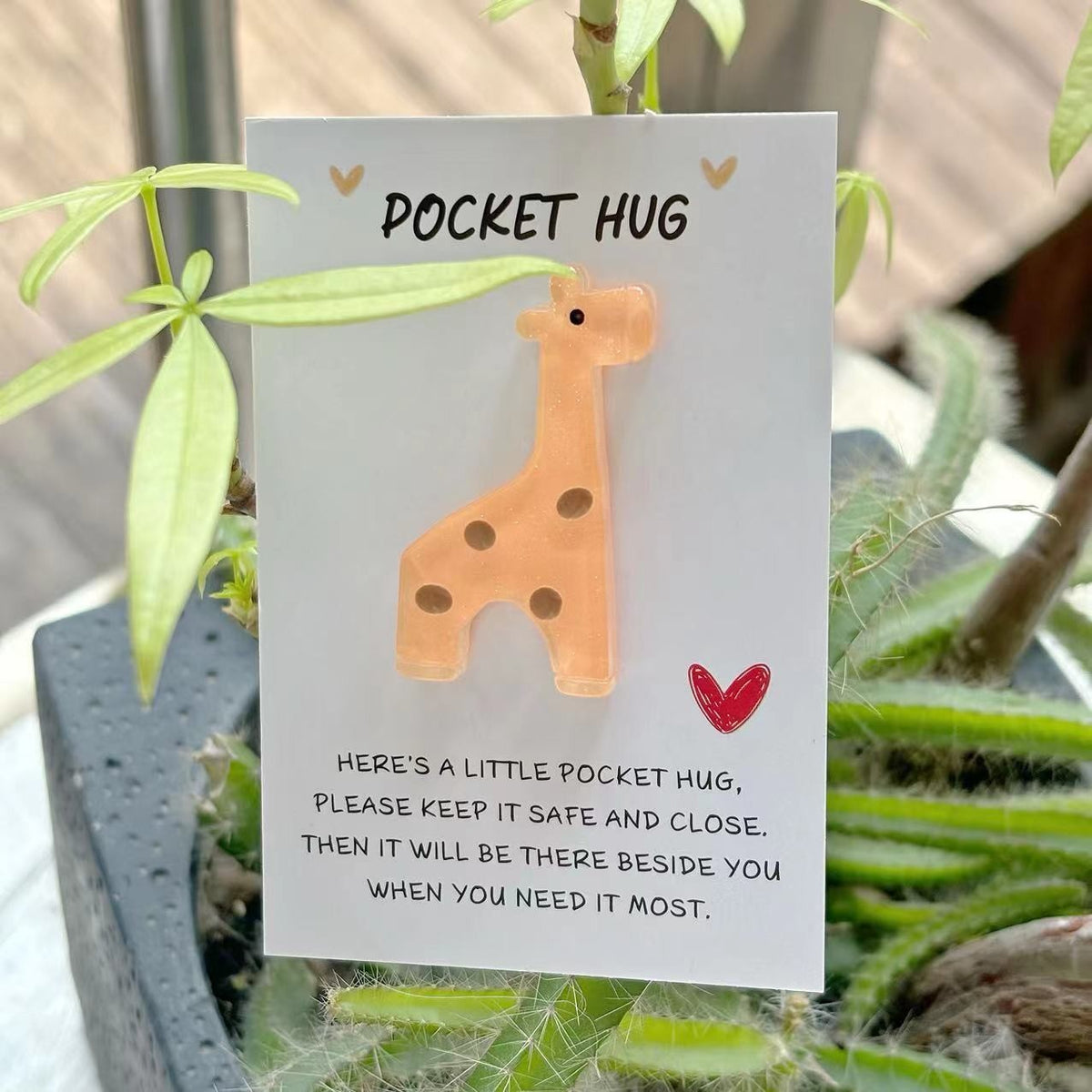 Giraffe Pocket Hug Pin