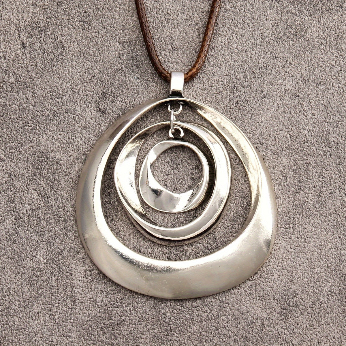 Concentric Oval Pendant Necklace
