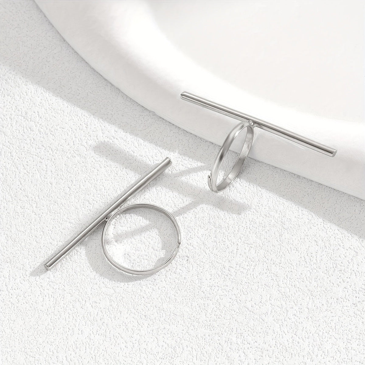 Geometric Cross Bar Ring Set