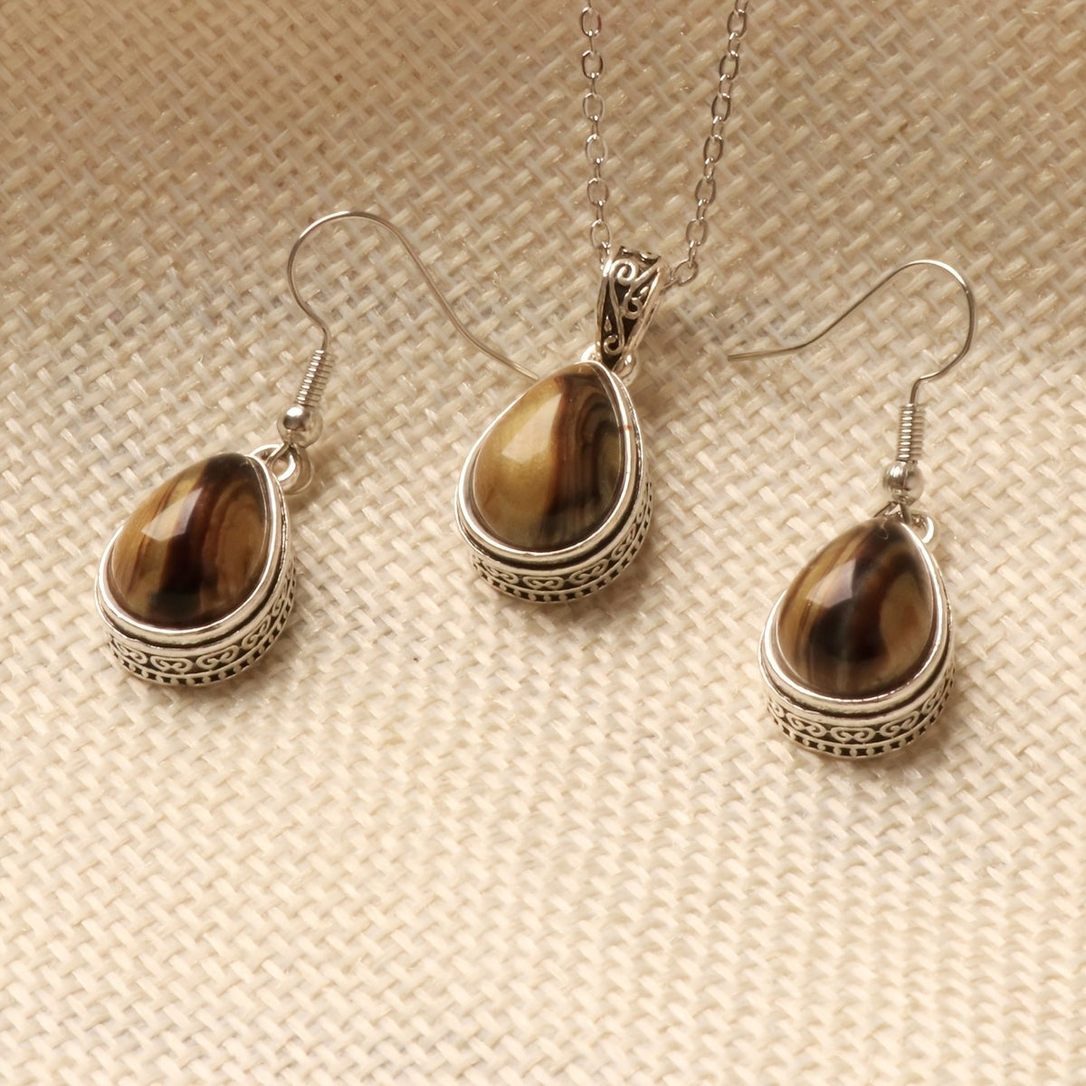 Amber Teardrop Jewelry Set