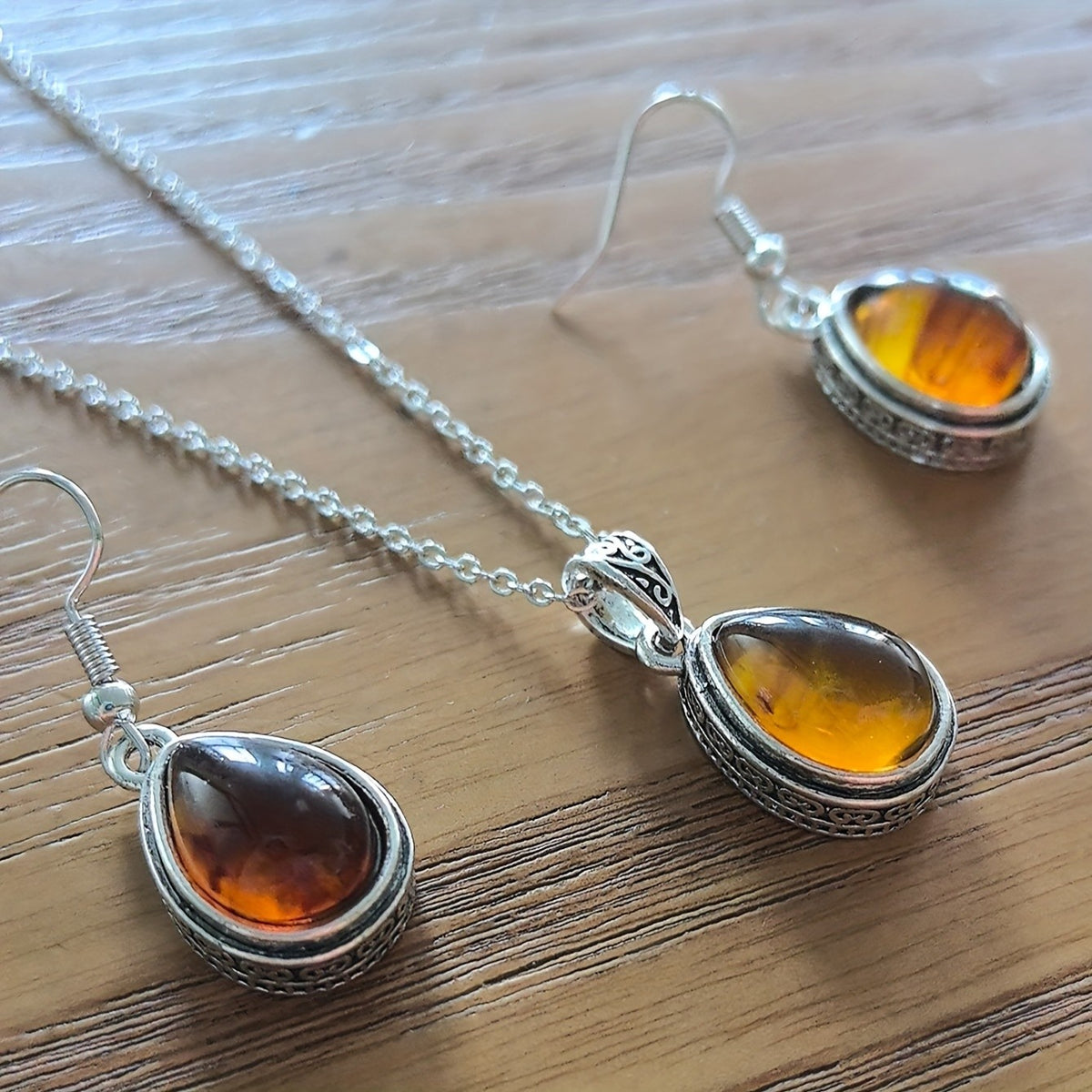 Amber Teardrop Jewelry Set