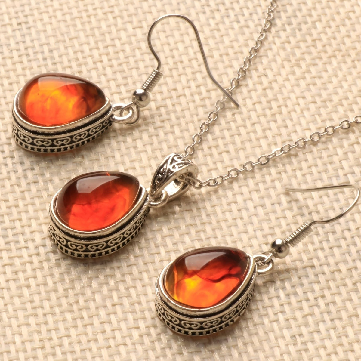 Amber Teardrop Jewelry Set
