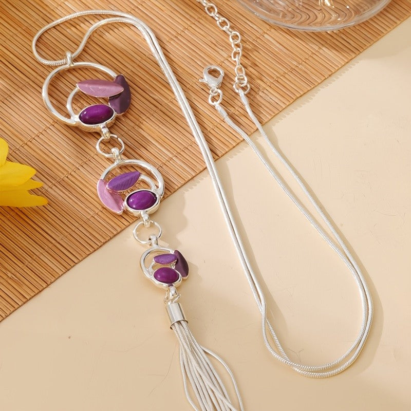 Resin Leaf Tassel Necklace
