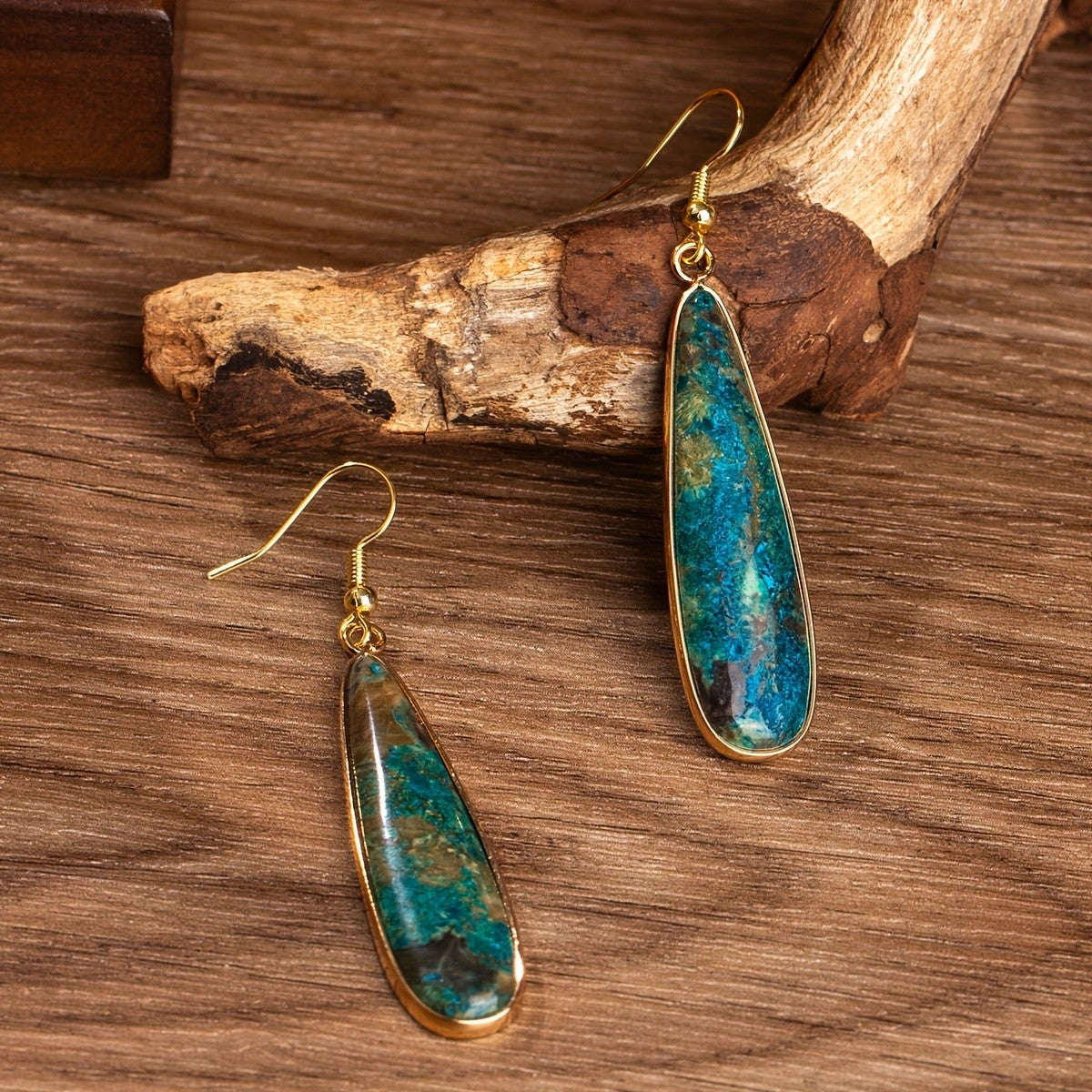 Teal Stone Teardrop Dangle Earrings