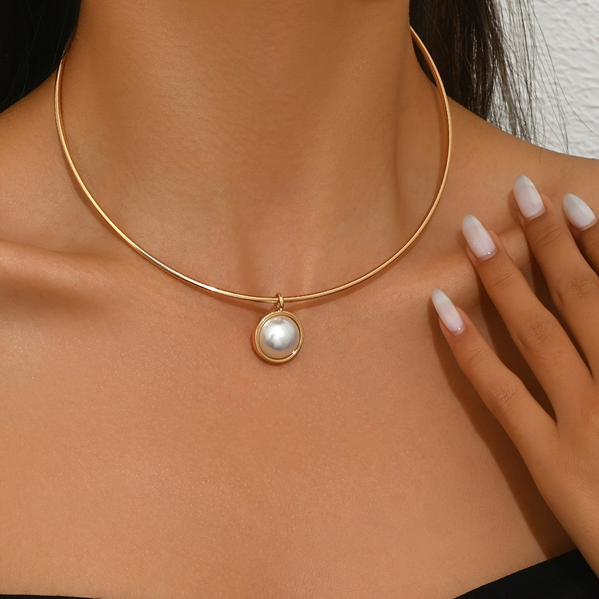 Pearl Circle Choker Necklace