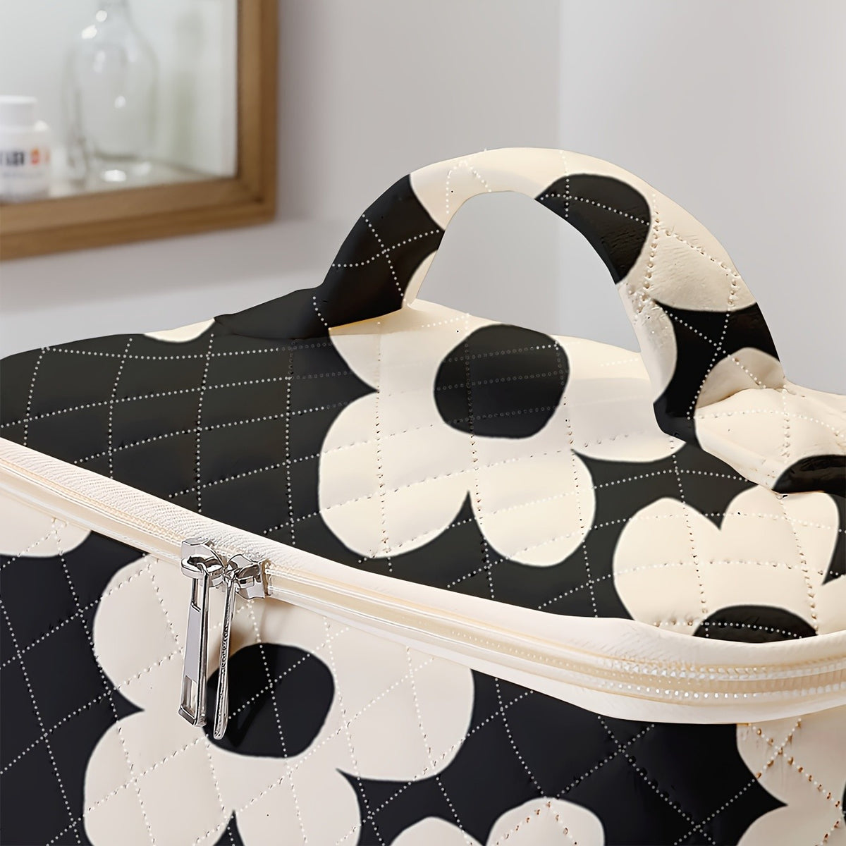 Daisy Quilted Cosmetic Bag