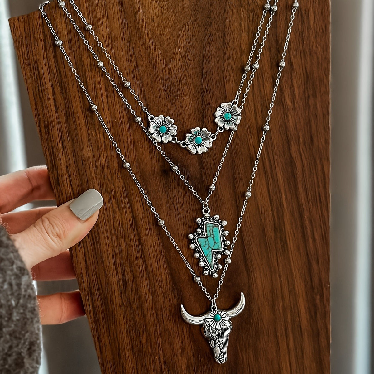 Turquoise Floral & Bull Head Layered Necklace Set