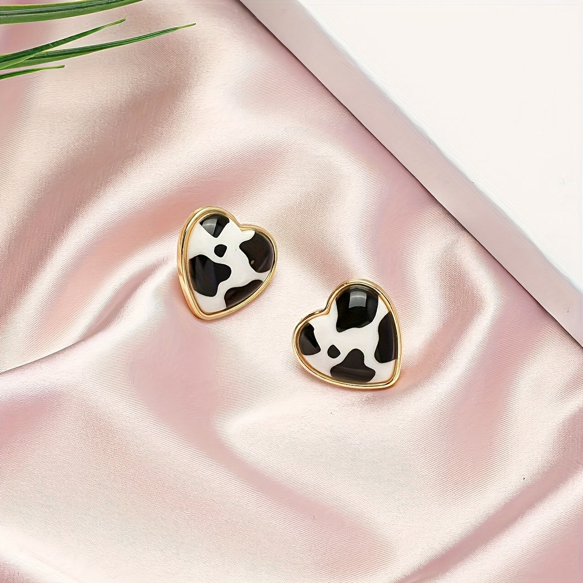 Patterned Heart Stud Earrings