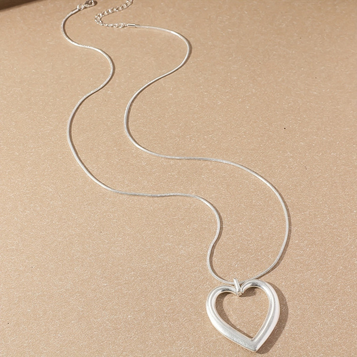 Sculpted Heart Outline Necklace