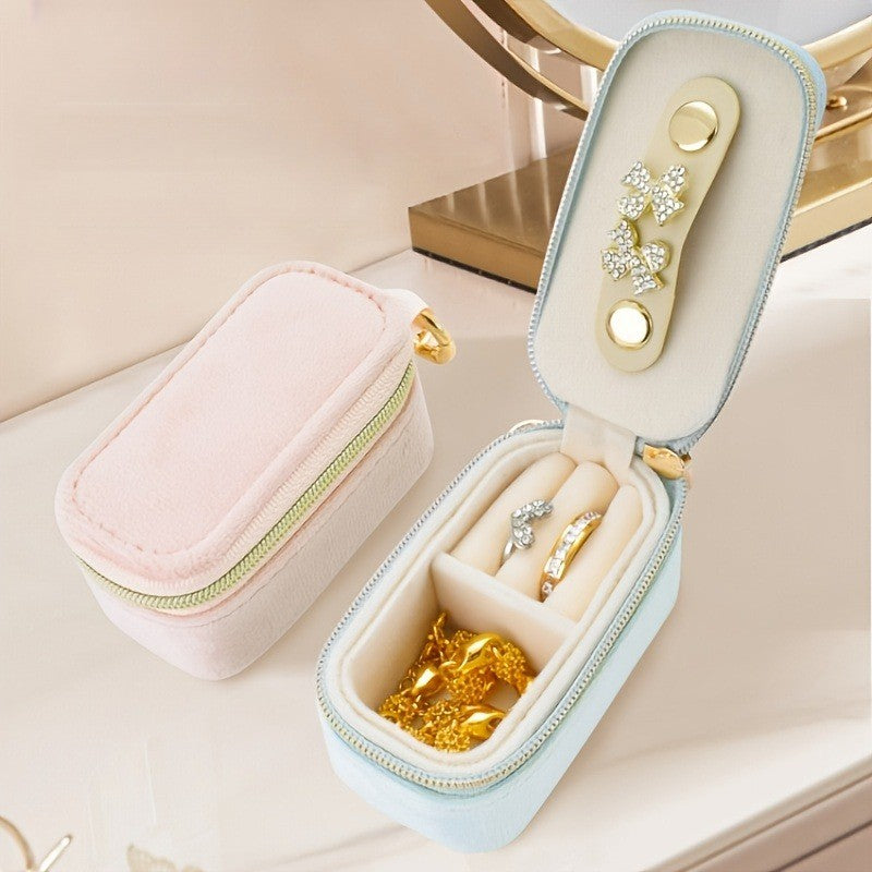 Clover Zipper Jewelry Case