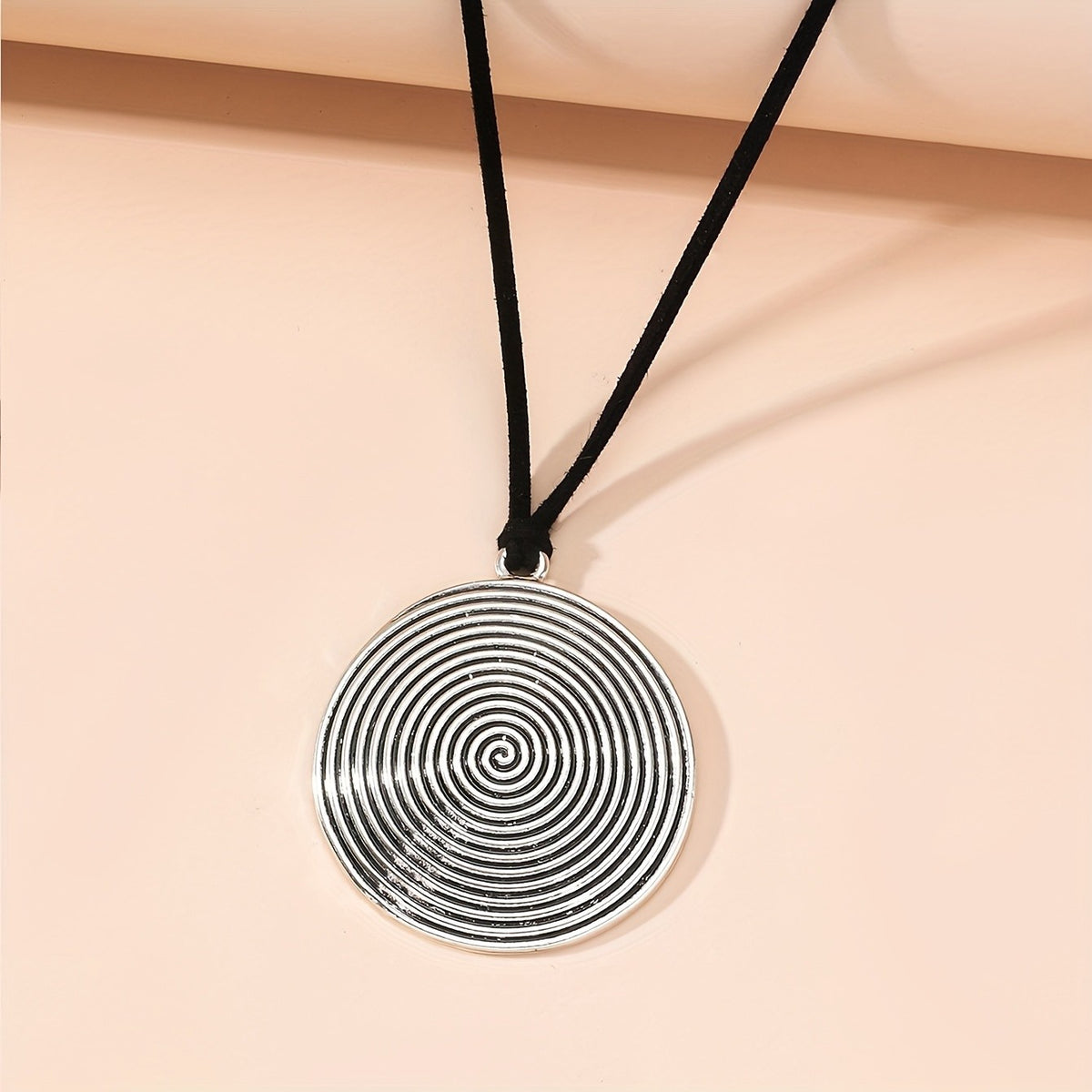 Concentric Circle Wrap Choker Necklace