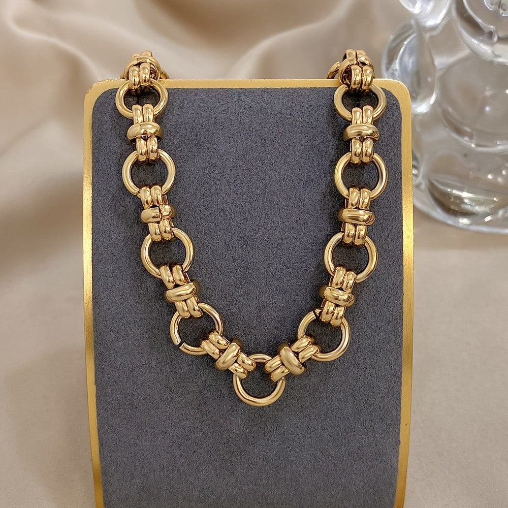 Interlocking Oval Link Bracelet