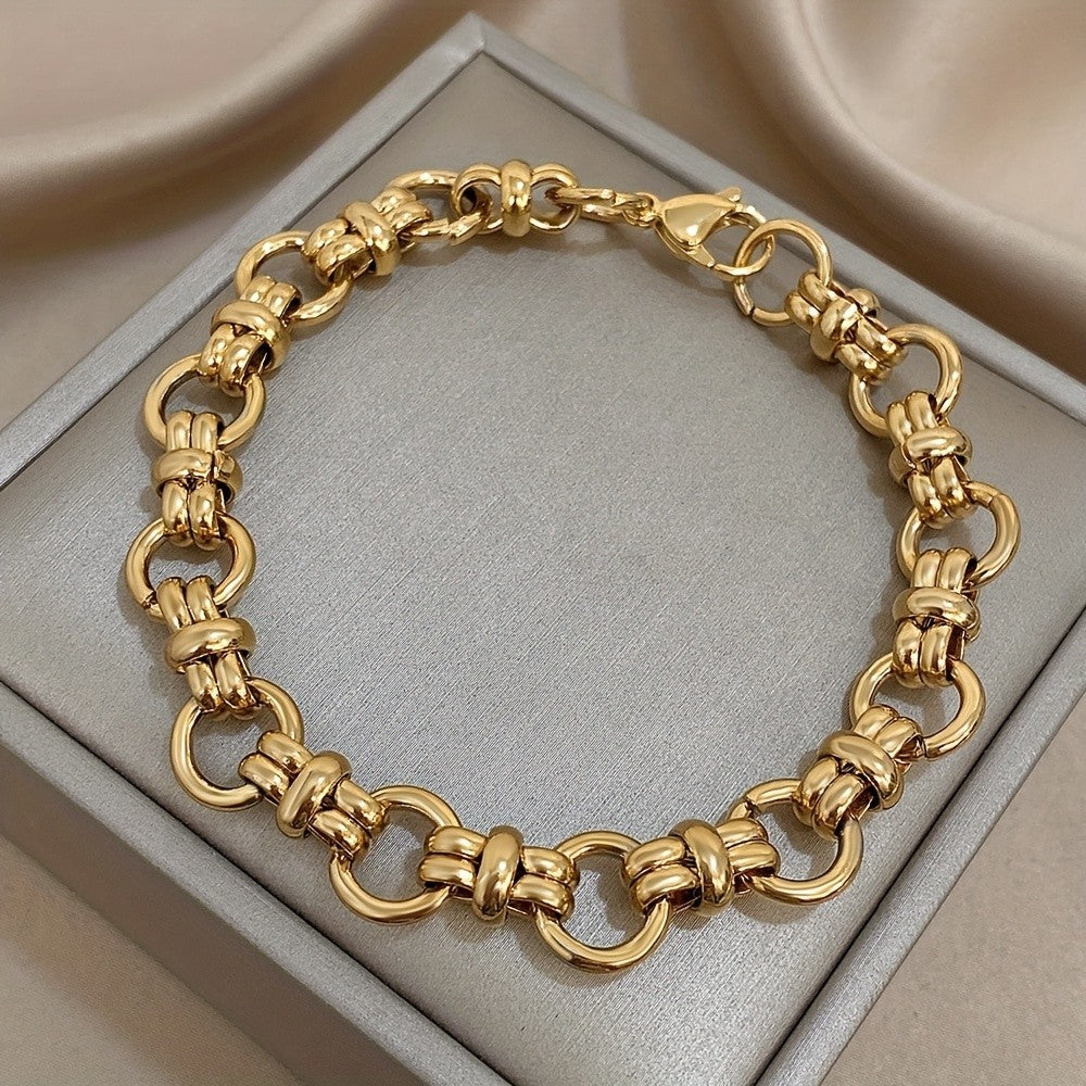 Interlocking Oval Link Bracelet