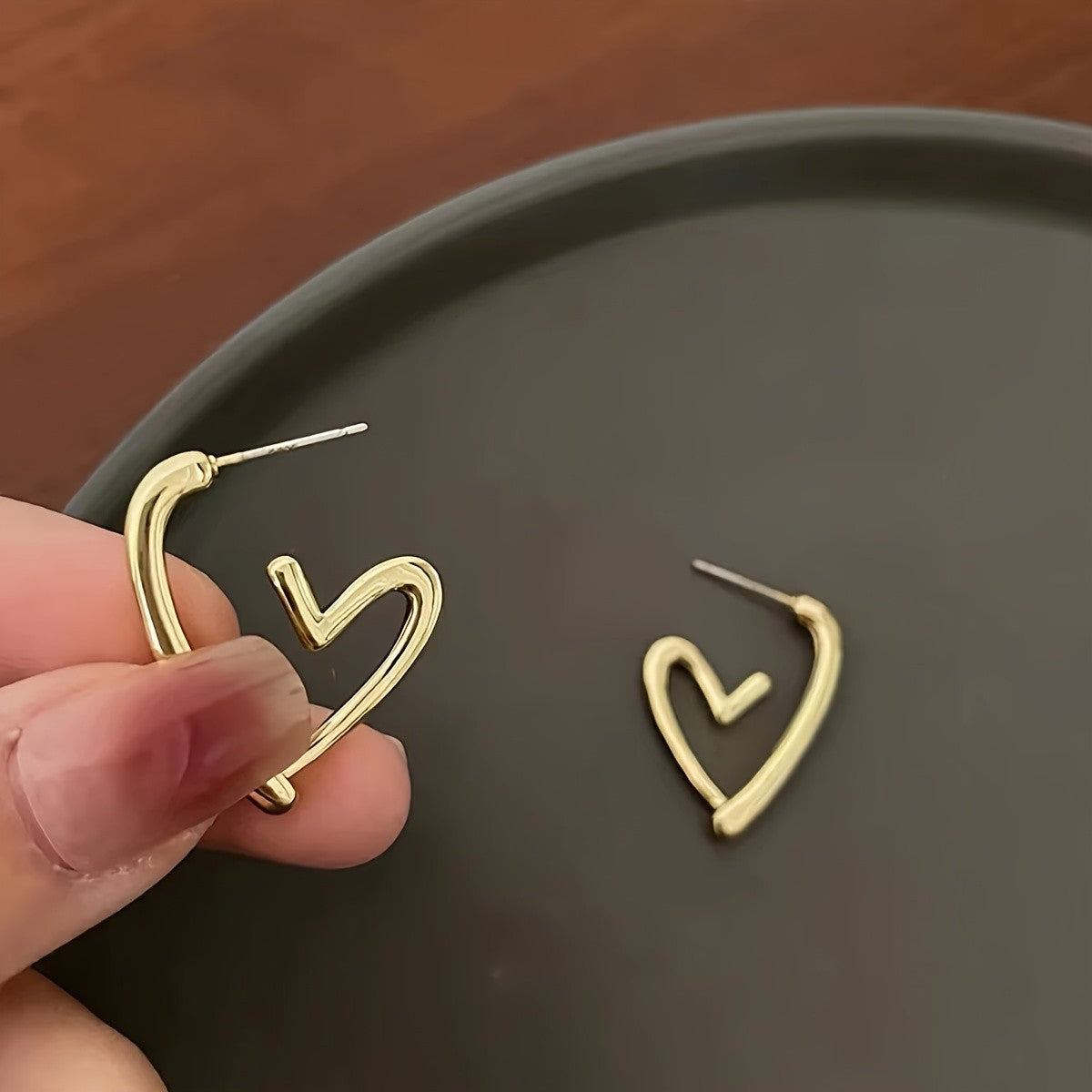 Curved Heart Post Earrings