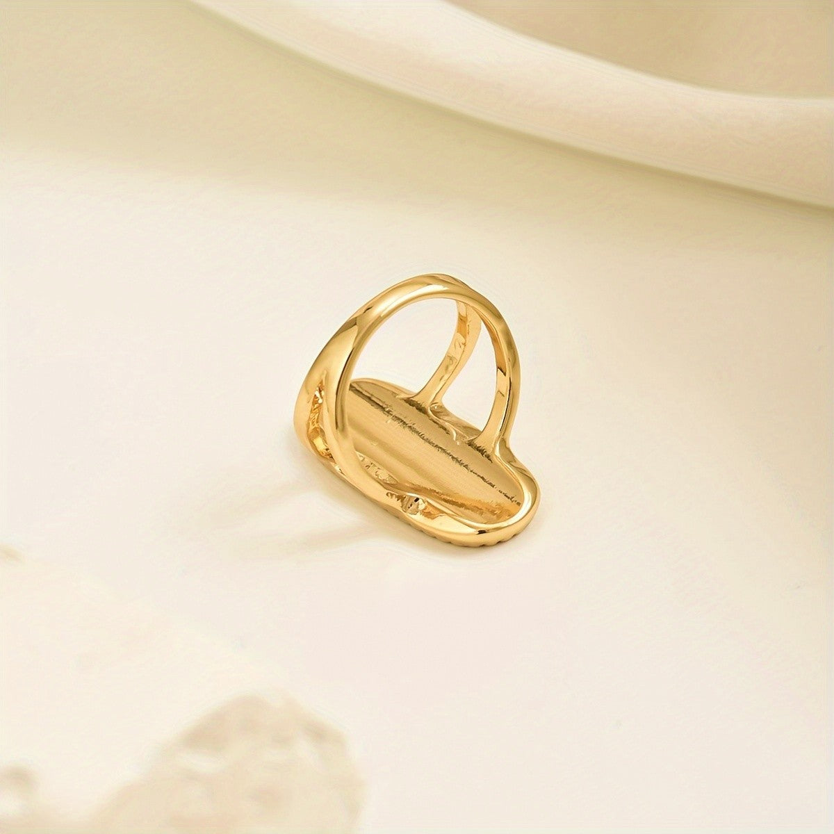 Cream Marble Cross Oval Ring