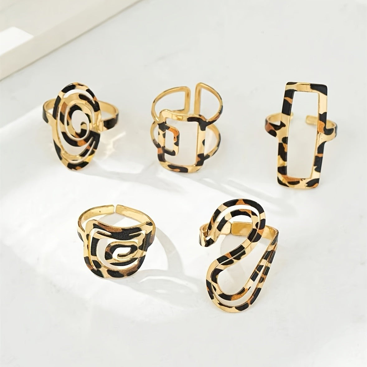Leopard Spiral Stackable Ring Set