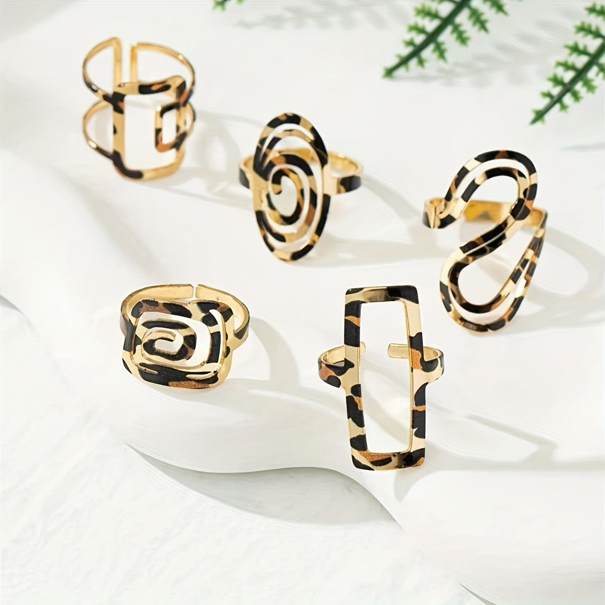 Leopard Spiral Stackable Ring Set