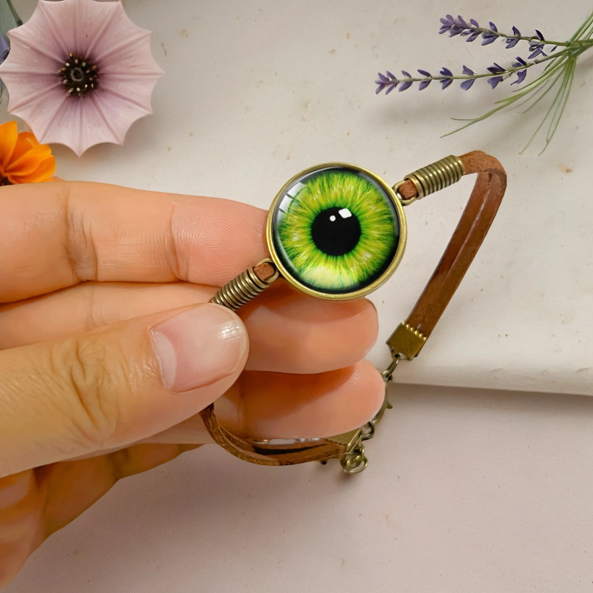 Green Eye Cabochon Bracelet