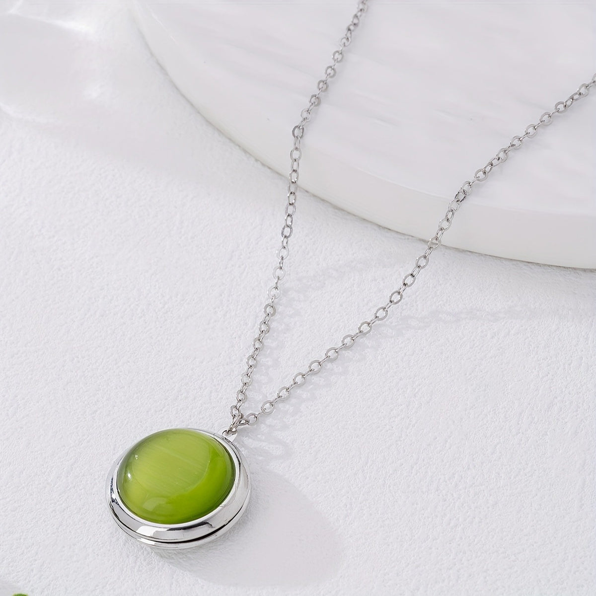 Cat's Eye Round Pendant Necklace