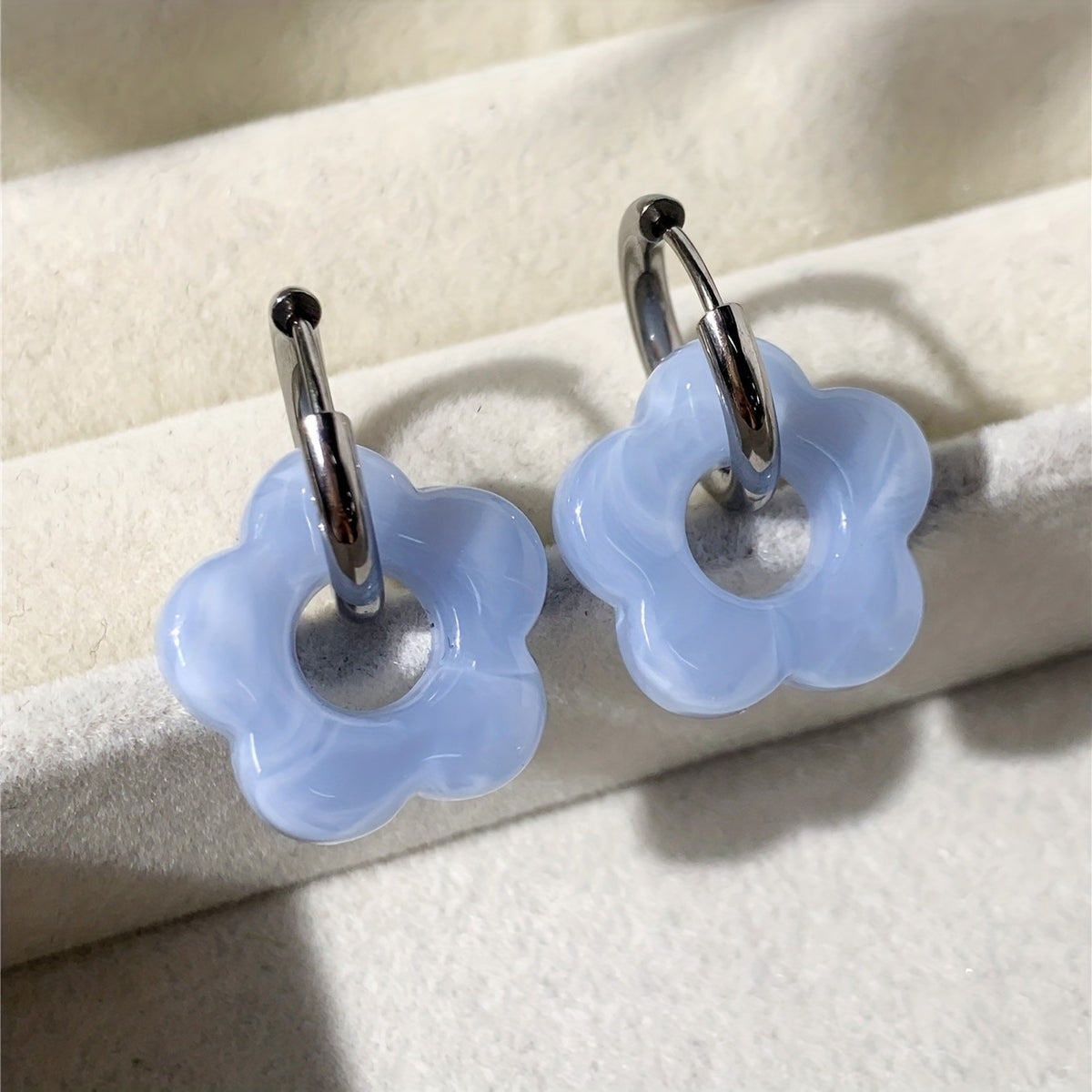 Marbled Flower Hoop Earrings