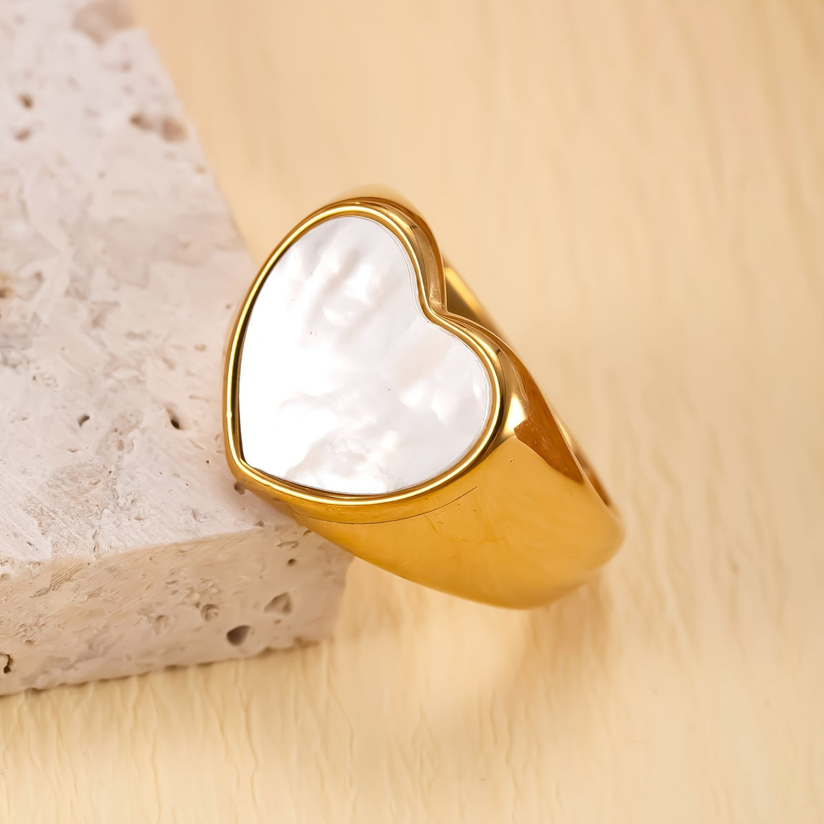 Heart Shell Signet Ring