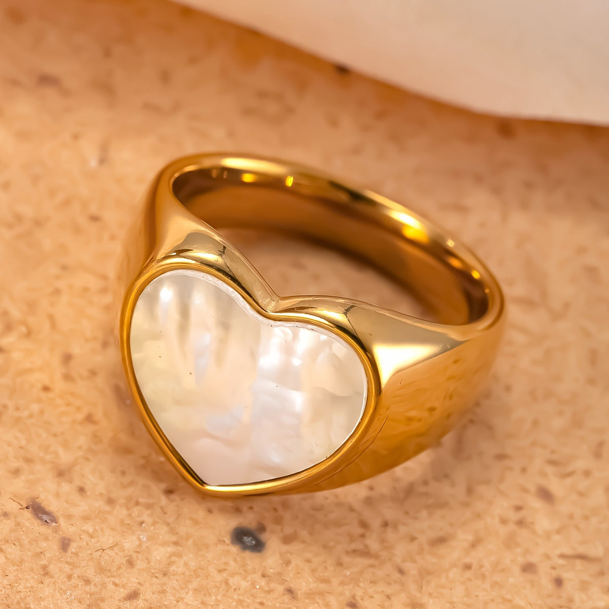 Heart Shell Signet Ring