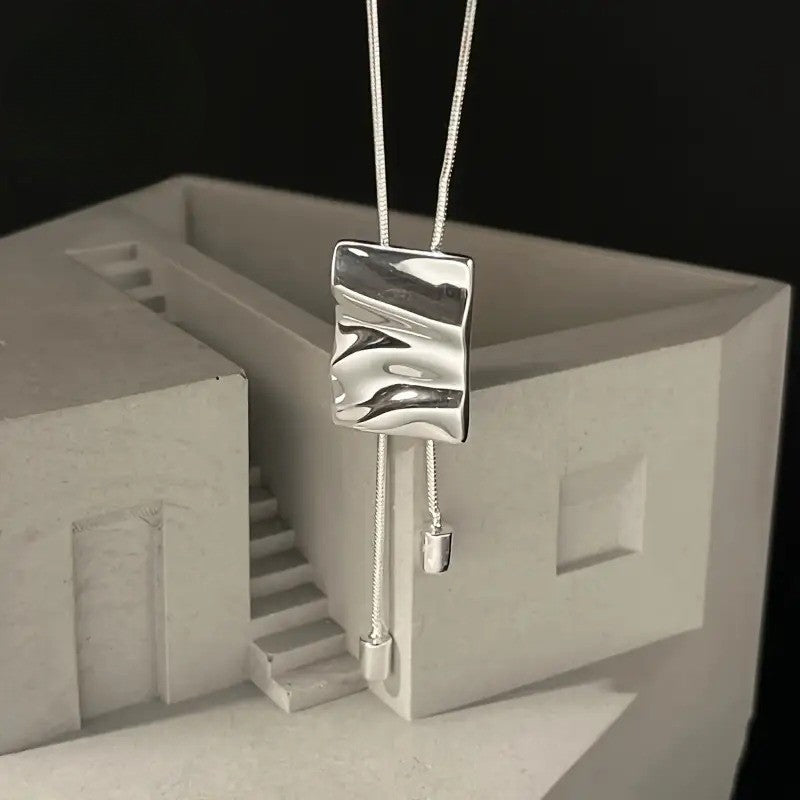 Wavy Square Pendant Necklace