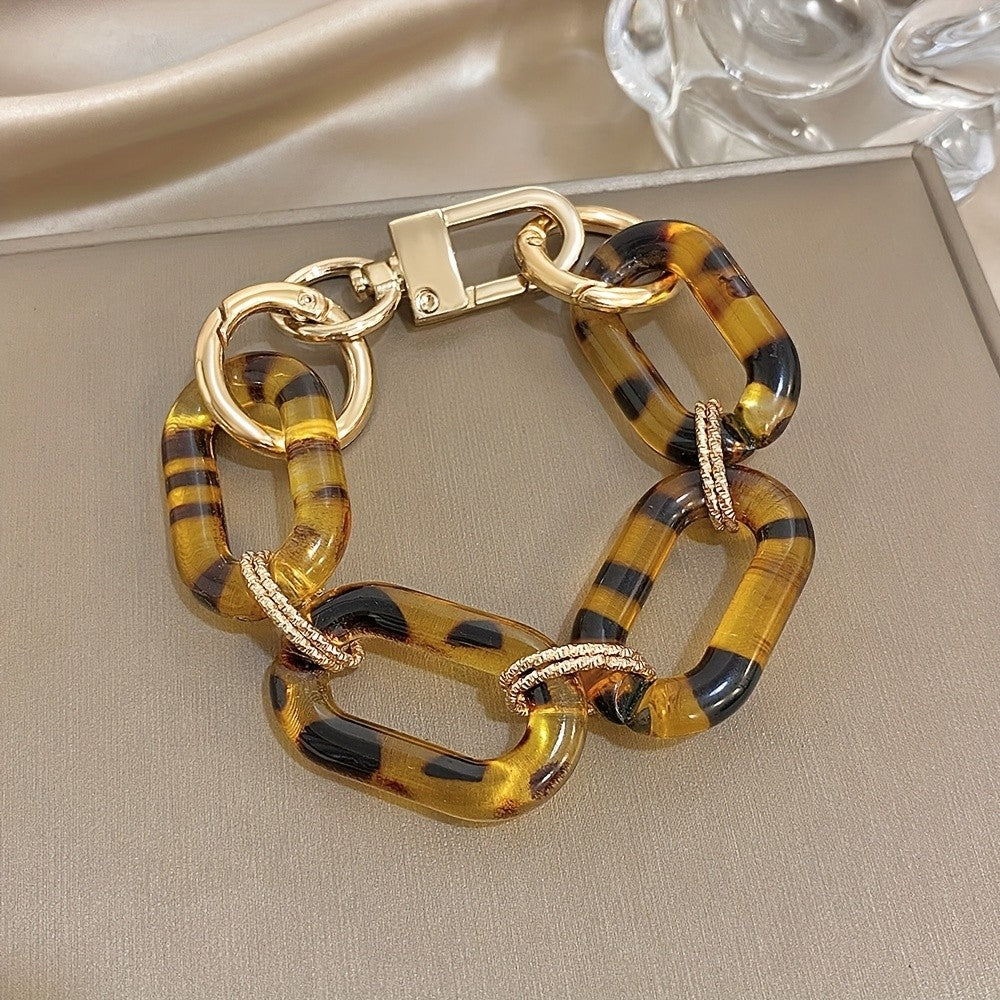 Clear Acrylic Oval Link Bracelet