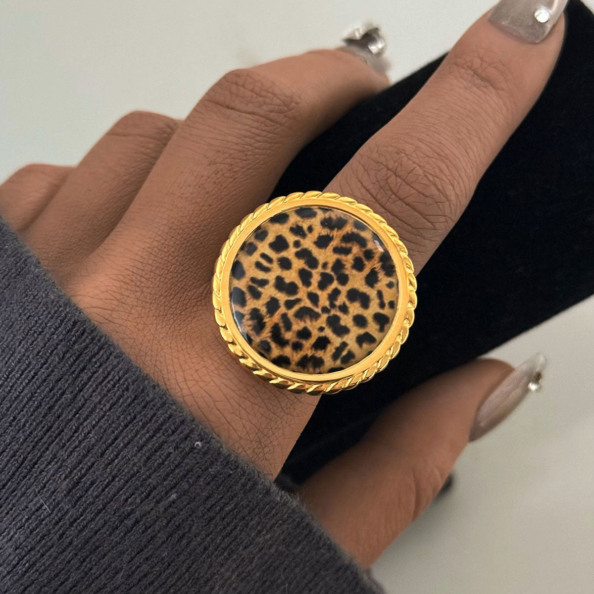 Leopard Print Rope Edge Ring