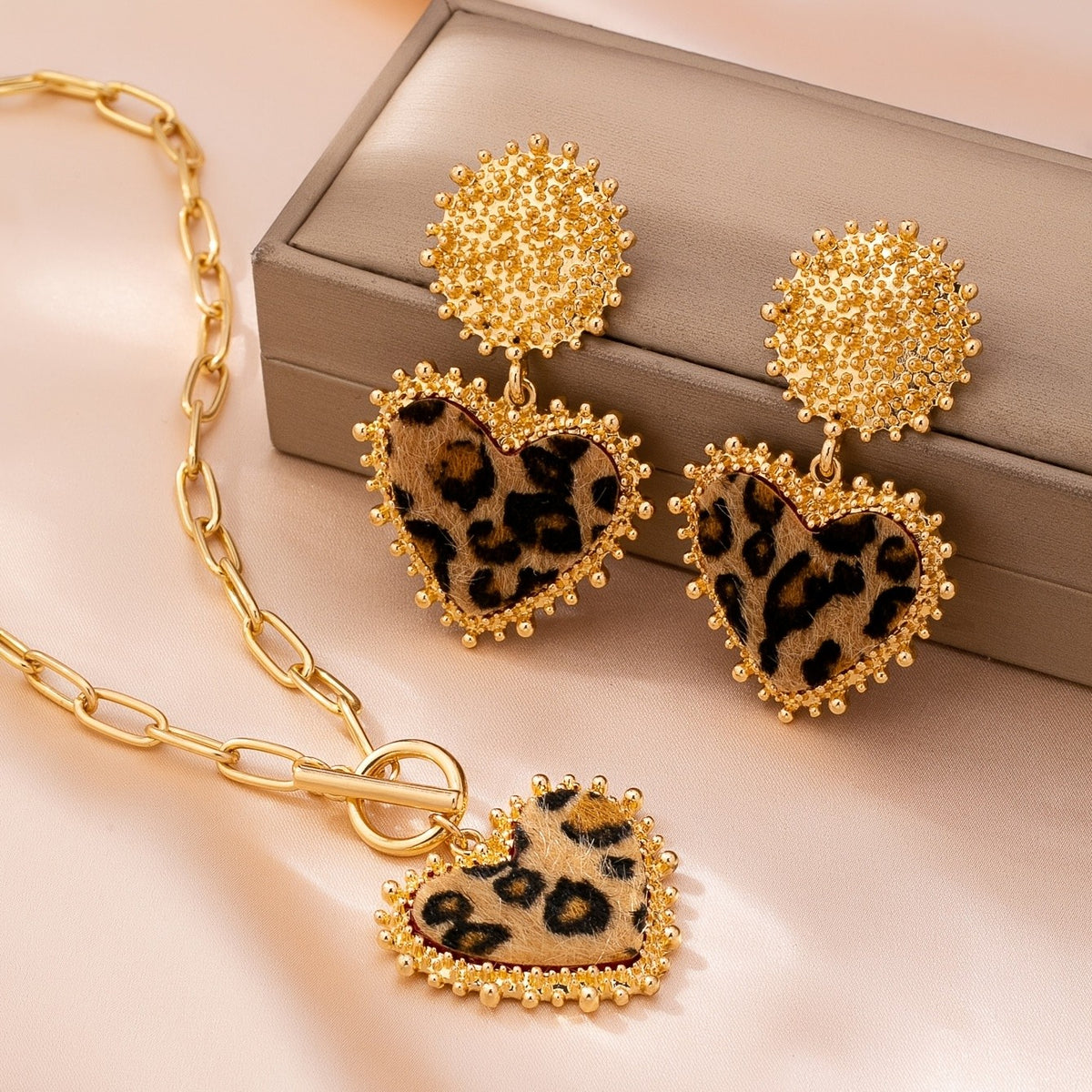 Leopard Heart Jewelry Set