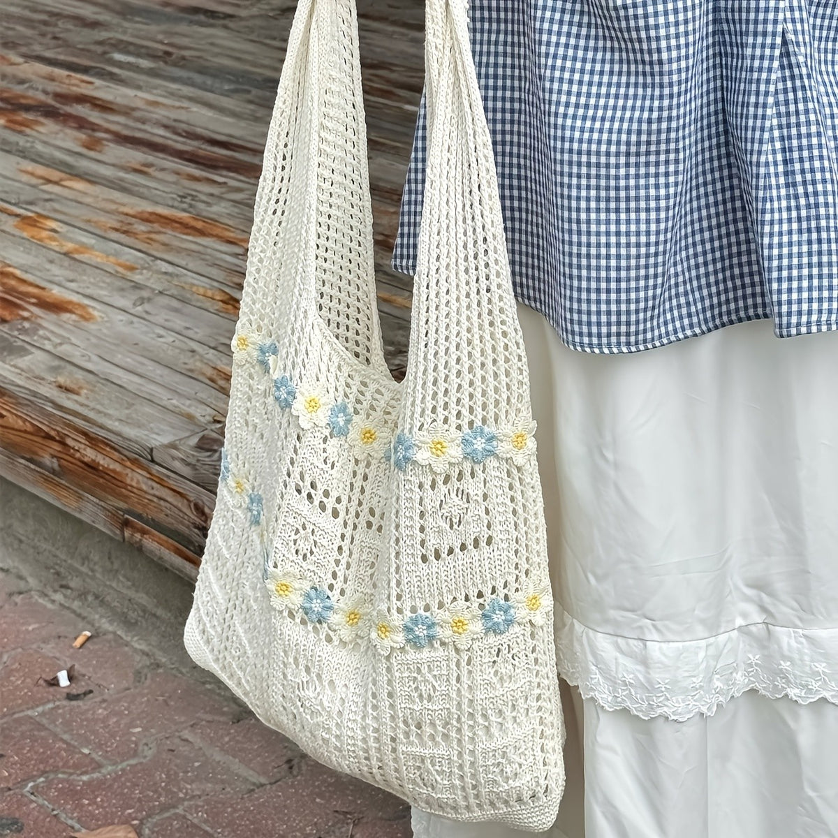 Blue Daisy Crochet Tote Bag