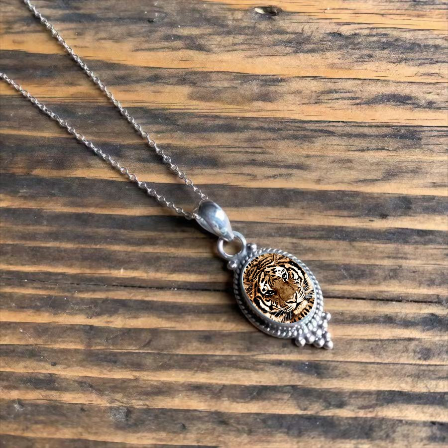 Tiger Face Teardrop Pendant Necklace