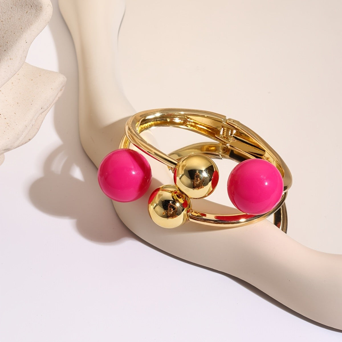 Colorful Resin Ball Hinged Bracelet