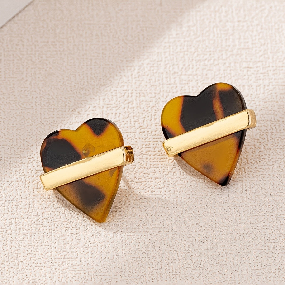 Tortoise Shell Bar Heart Stud Earrings