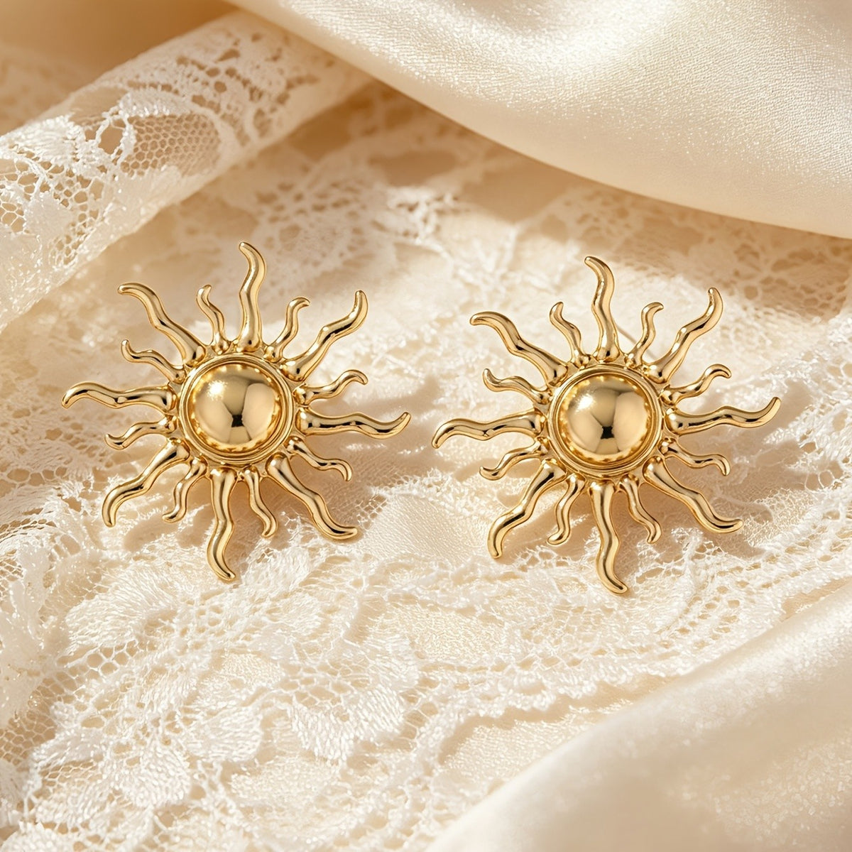 Sun Ray Necklace & Earring Set