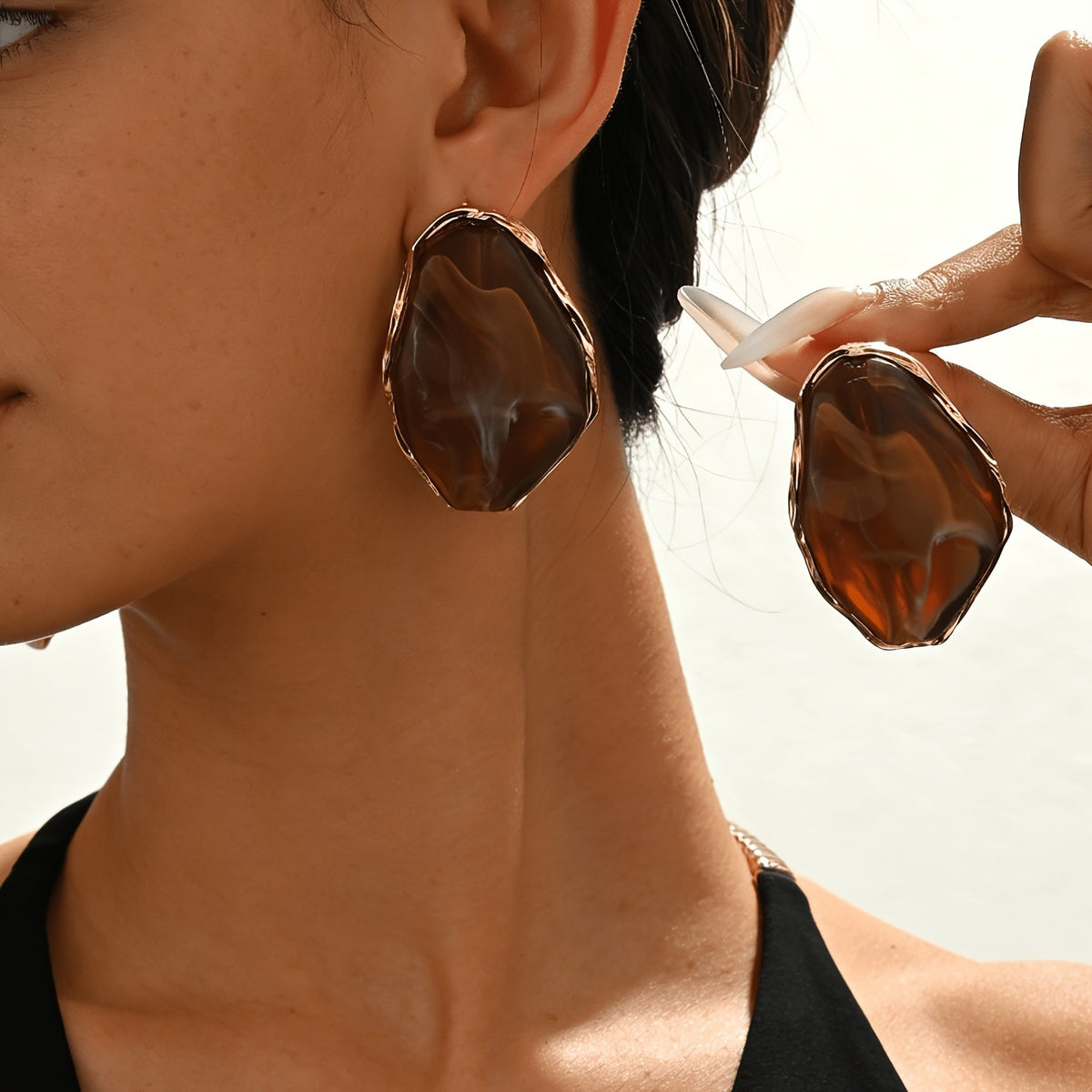 Ribbed Choker & Amber Stone Earring Set