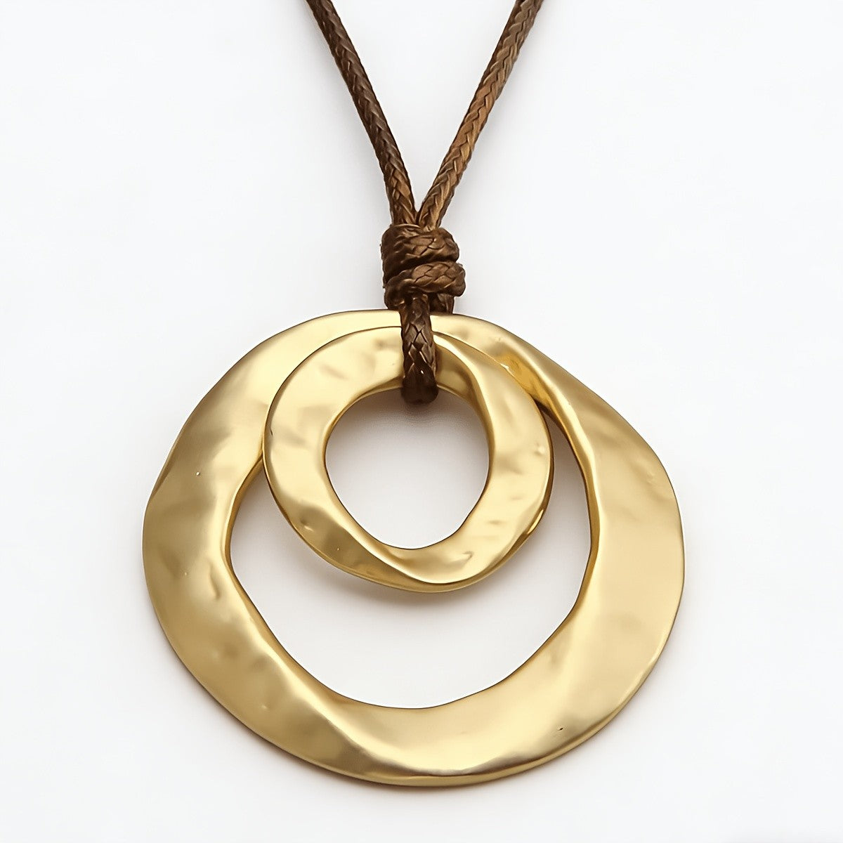 Twisted Texture Circle Pendant Necklace