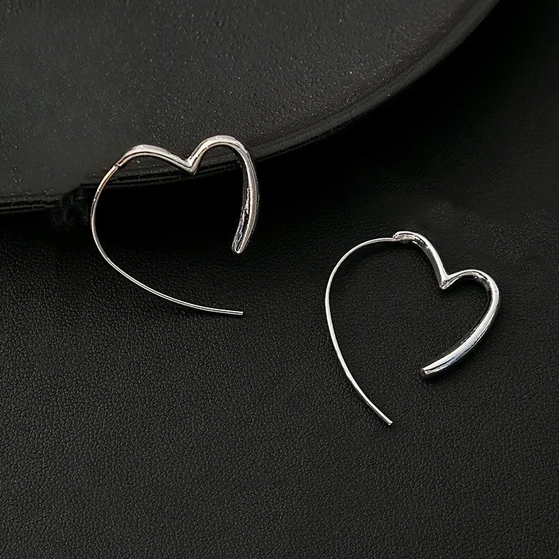 Open Heart Contour Earrings