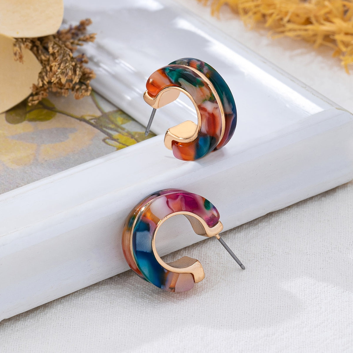 Marbled C-Shape Earrings