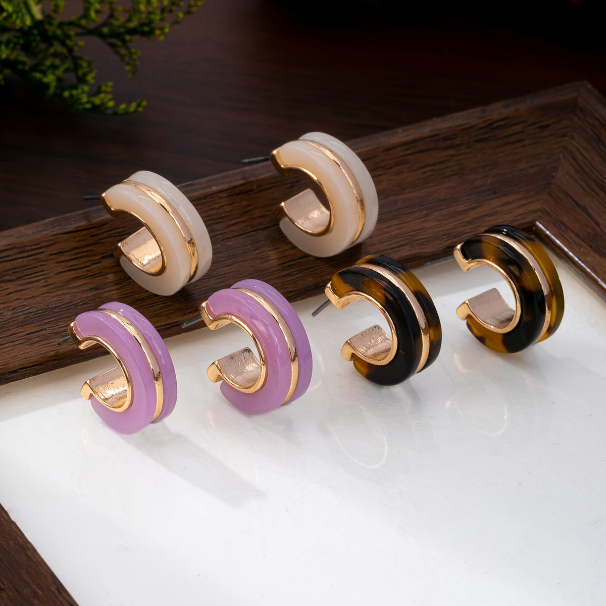 Marbled C-Shape Earrings