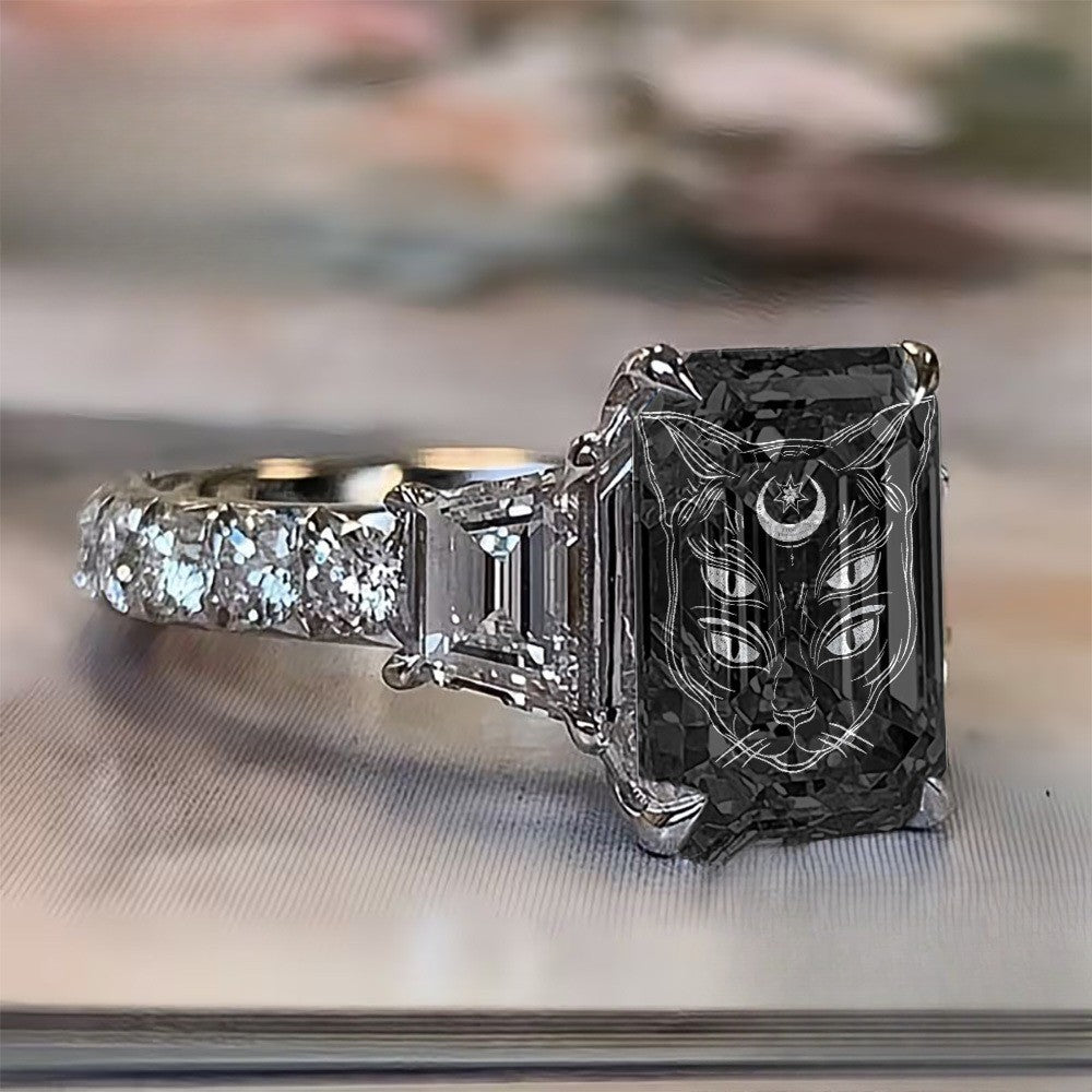 Four-Eyed Cat Moon Square Ring