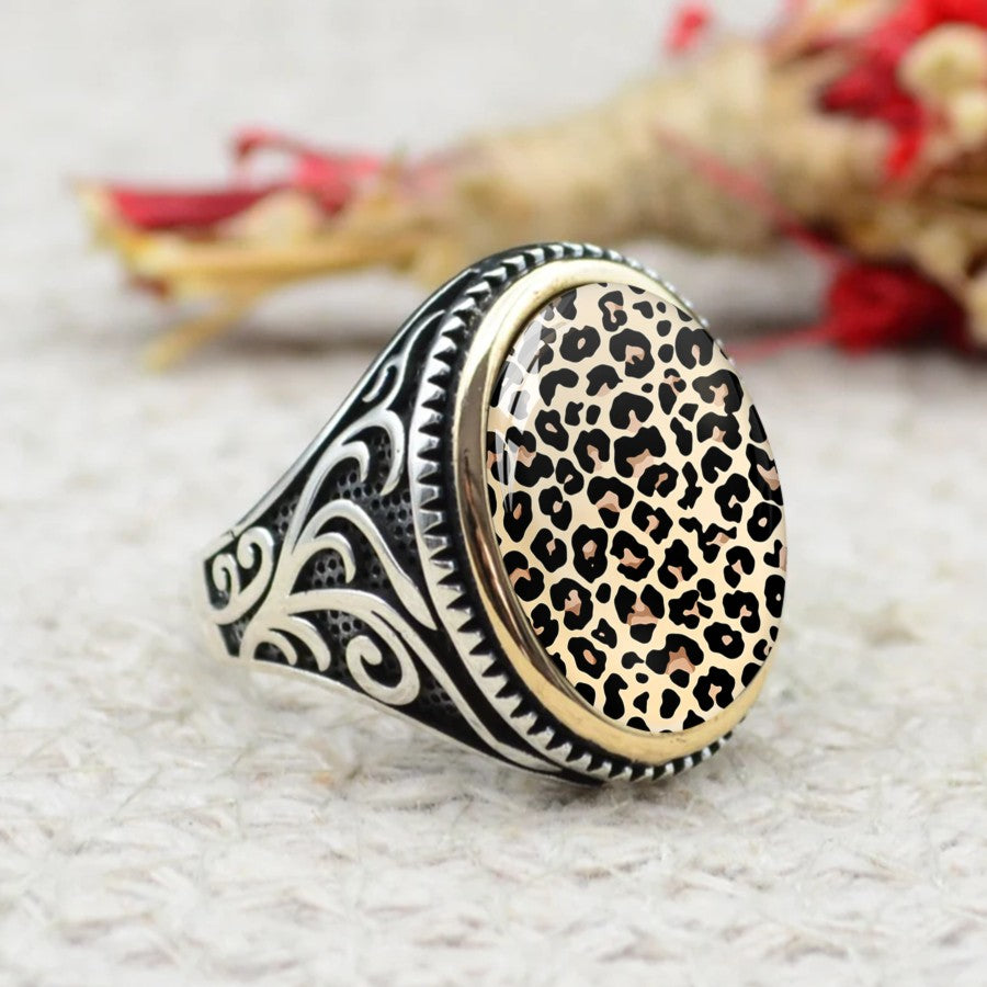 Leopard Print Scrollwork Oval Ring