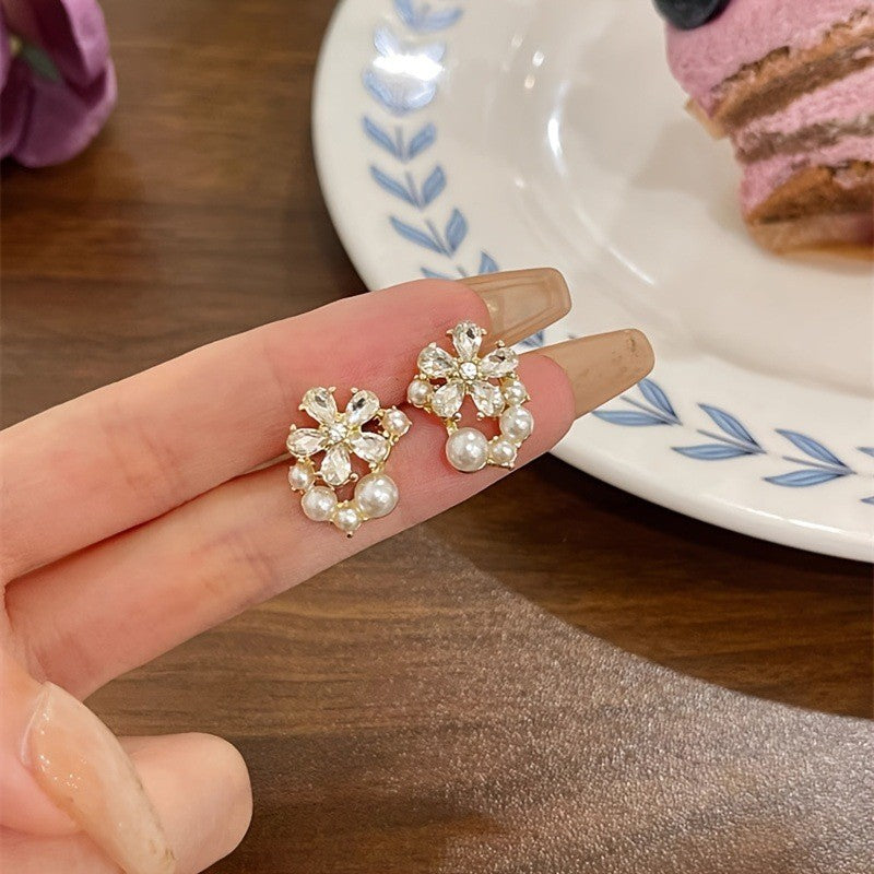 Zircon Flower Pearl Stud Earrings