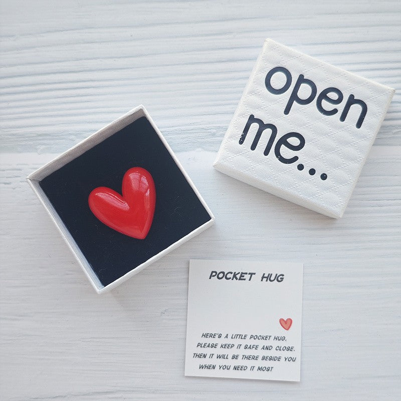 Red Heart Pocket Hug