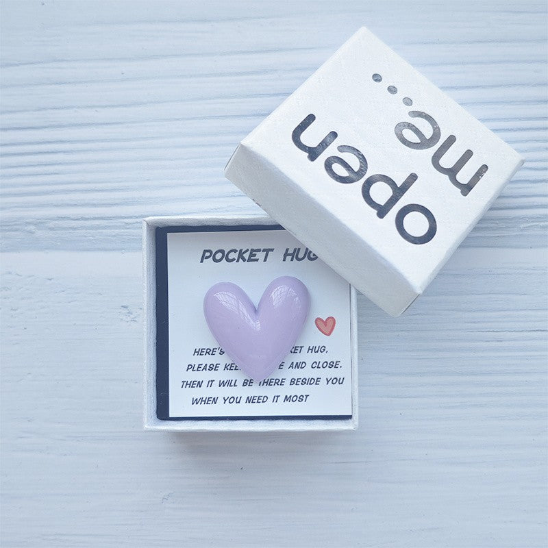 Red Heart Pocket Hug