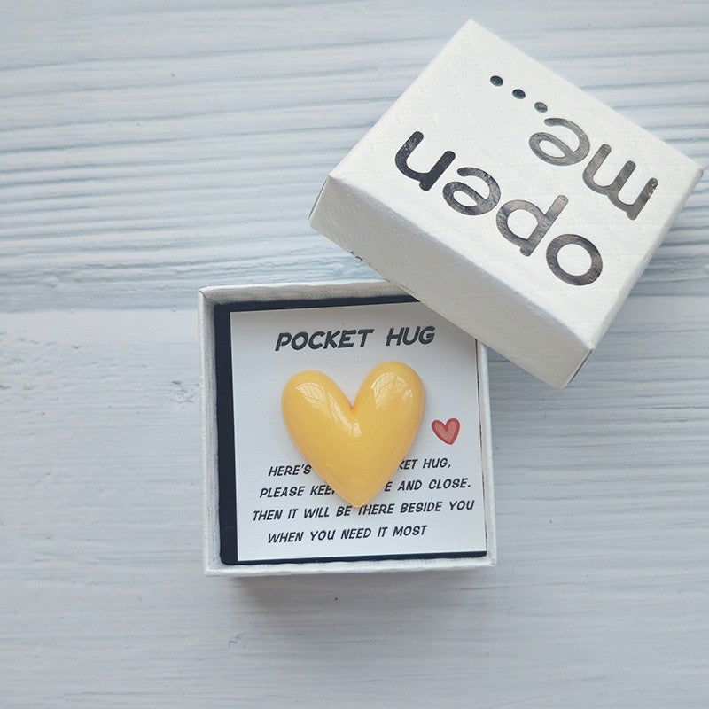 Red Heart Pocket Hug