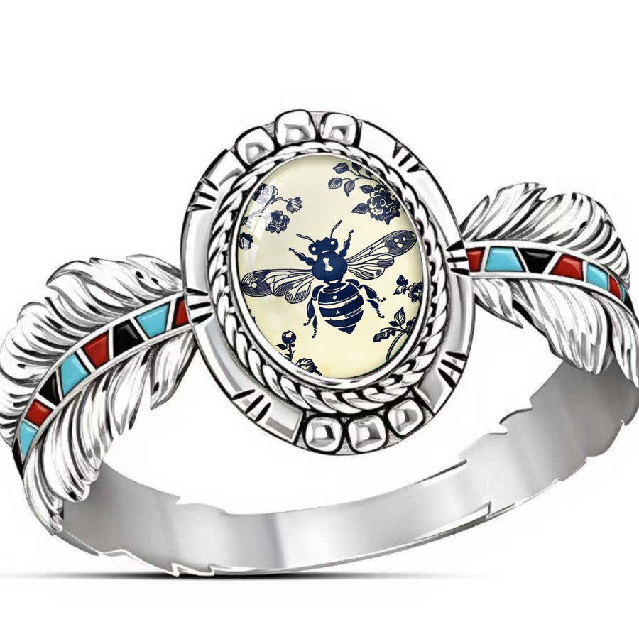 Bee & Feather Oval Ring